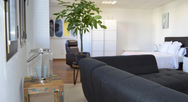 Moai Loft