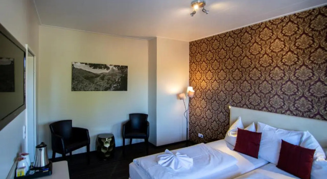 Hotel De Lange Man, Забронировать Отель Отели Айфель с питанием, Пансион