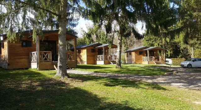 Camping Au Pays de Hanau, Забронировать Кемпинг Доссенхайм-сюр-Цинзель Vosges du Nord