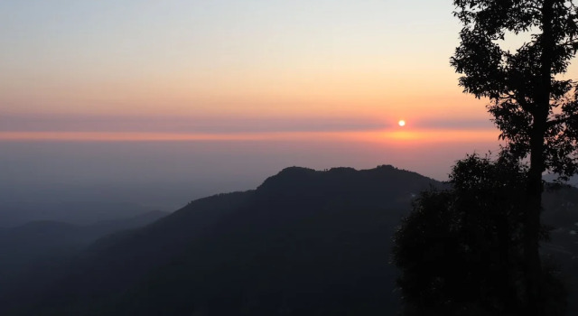 george evevest peak, Rezervovat Hotel Mussoorie Uttarakhand