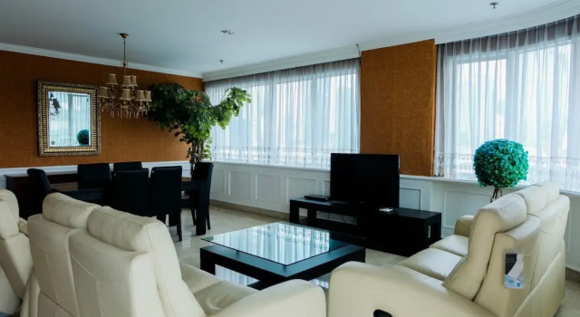 Spacious 2BR Park Royale Apartment, Book Apartment Jakarta Jakarta Province