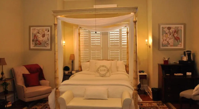 Deluxe Zimmer Trowell Historic Inn