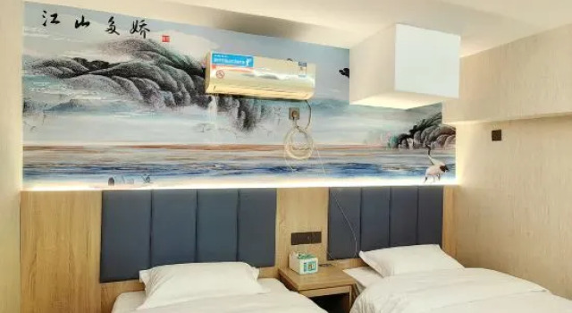Двухместный номер Standard Homeland Hotel