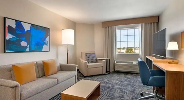 Двухместный люкс c 1 комнатой Candlewood Suites Fayetteville Fort Bragg by IHG