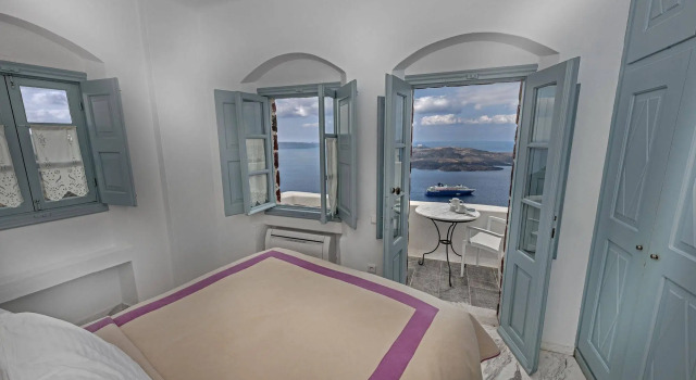 Aigialos Luxury Traditional Houses, Забронировать Отель Тира Santorini Caldera, рядом с Музей досторического города Тира