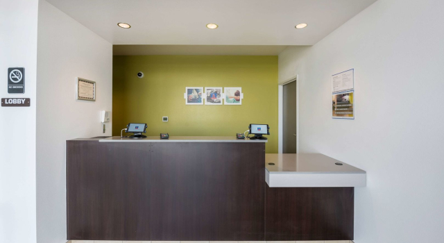 Studio 6-Mccarran, NV - Sparks - Tahoe - Reno Industrial Center, Buchen Sie Hotel Clark Nevada
