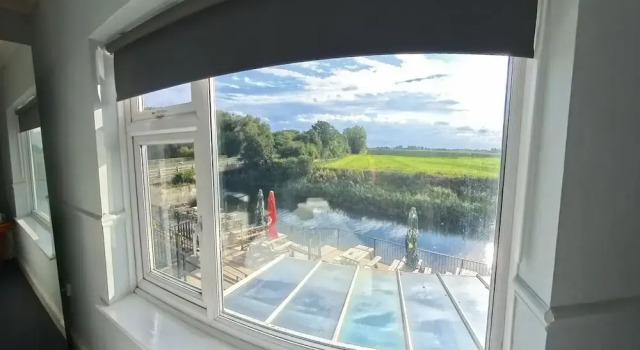 Номер Economy The Riverside