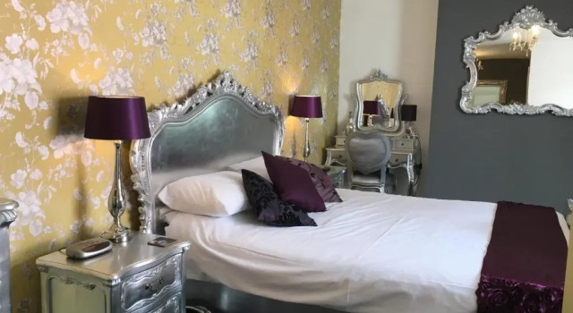 Номер Standard tiger inn