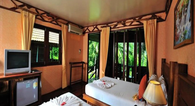 Номер Superior Koh Ngai Resort