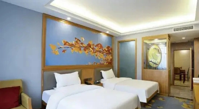 Семейный люкс Luxury Tonghui Garden Hotel