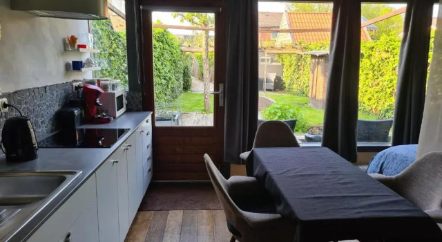 Апартаменты Deluxe Bed and breakfast 28