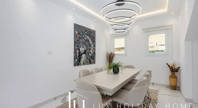 Вилла LUX The Serene Springs Villa 2