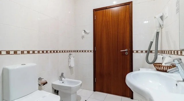 Одноместный номер Standard с балконом Hotel La Fontaine