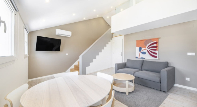 Lisbon Oriente Suites by Olala Homes