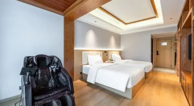 Трёхместный люкс Changyi Hotel (Sunshine Yuecheng)