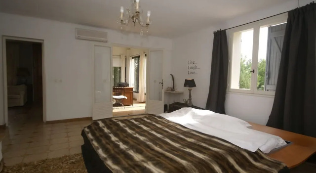 Plush Villa in Villecroze With Private Swimming Pool, Забронировать Вилла Виллы Овернь-Рона-Альпы, Вилла