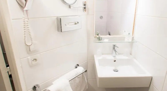 Номер Standard Hotel Acadie Eragny