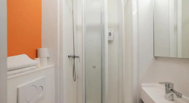 Пятиместный семейный номер Standard Première Classe Plaisir Gatines