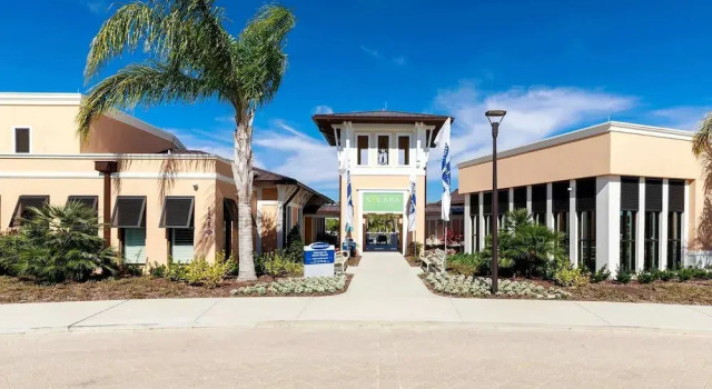 Luxe 9-bedroom Escape With Private Pool & Game Loft Solara Resort Near Disney