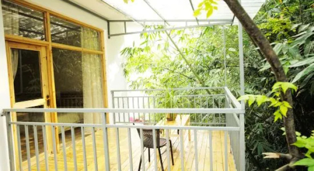 Yangshuo Huajian Homestay (Guilin Qianguqing Branch), Prenota Hotel Yangshuo Guangxi