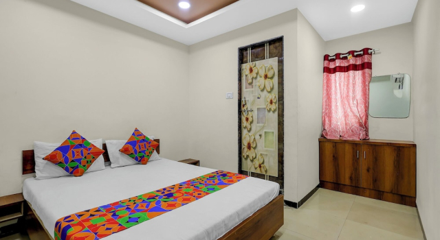 Номер Deluxe Fabhotel Aditya Lodging