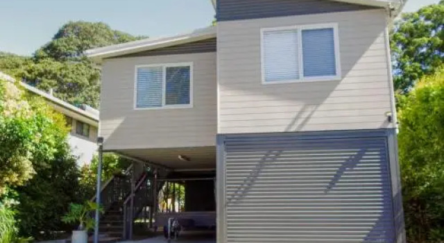 'RIVERSIDE RETREAT' 544 Ocean Drive, North Haven