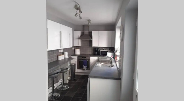 Seaside Home from Home 4bedroom sleeps 8