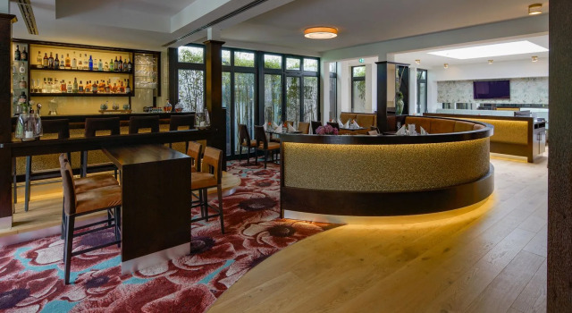 Essensio Sport Hotel Spa, Забронировать Курортный отель Эркрат Северный Рейн-Вестфалия