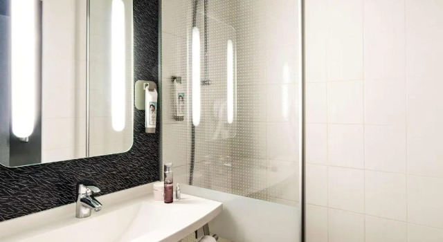 Трёхместный номер Standard ibis Grenoble Centre Bastille