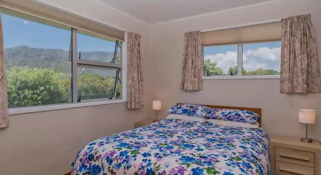 Beachfront Hideaway - Matarangi Holiday Home, Buchen Sie Hotel Matarangi 