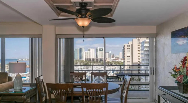 Апартаменты Ilikai 1243 2 Bedrooms 2 Bathrooms Condo