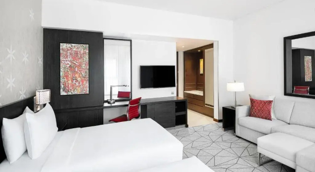 Двухместный номер с видом на бассейн Hyatt Place Dubai Jumeirah