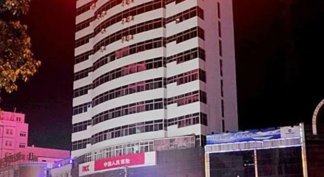 Yeste Hotel - Xianning Wenquan Branch, Varaa Hotelli Xianning Hubei