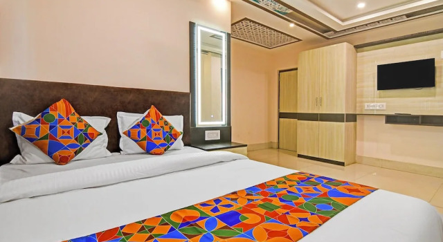 Номер Premium Fabhotel Bn Palace