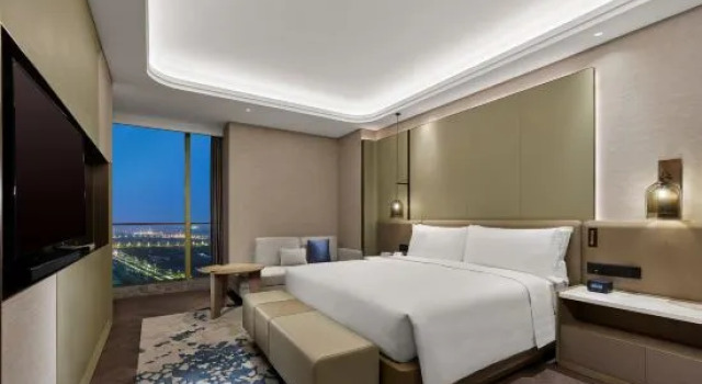 Люкс Deluxe DoubleTree by Hilton Qidong, China