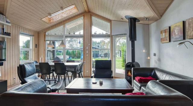 5 Star Holiday Home in Rodby, Rezervovat Rekreační dům Hotely v Lolland s parkováním, Parkování