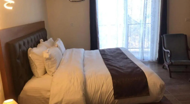 Icebergs Hotel, Rezervovat Hotel Mussoorie Uttarakhand