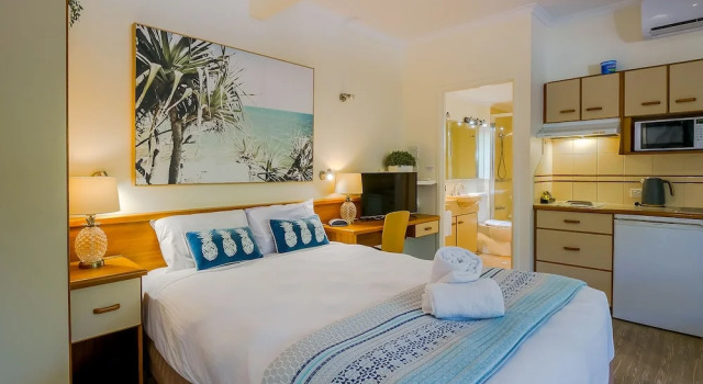 Двухместная студия Deluxe с видом на бассейн Boat Harbour Studio Apartments and Villas