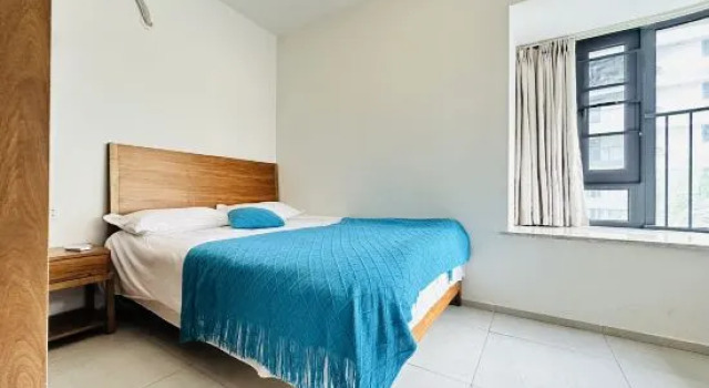 Двухместный семейный люкс Deluxe с балконом Xishuangbanna Miracle Residence "Jiangjing" Meisu (Gaozhuang Xishuangjing Starlight Night Market)