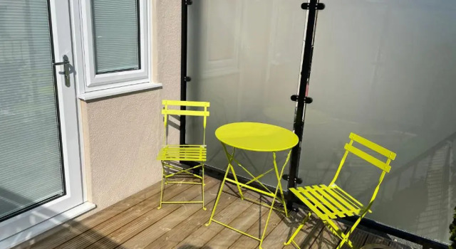 Апартаменты The Alvaros Apartment
