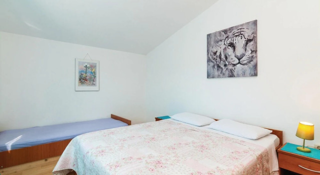 Amazing Apartment in Sv.filip i Jakov With 2 Bedrooms