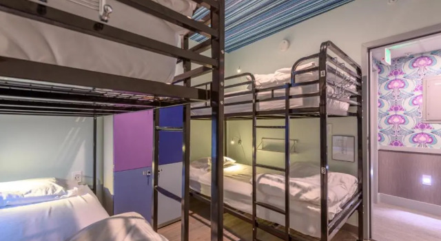 Номер Classic Black Elephant Hostel