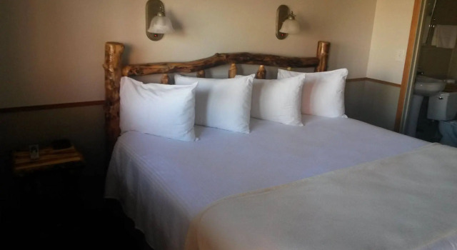 Sundance Motel, Забронировать Мотель Пайндейл Вайоминг
