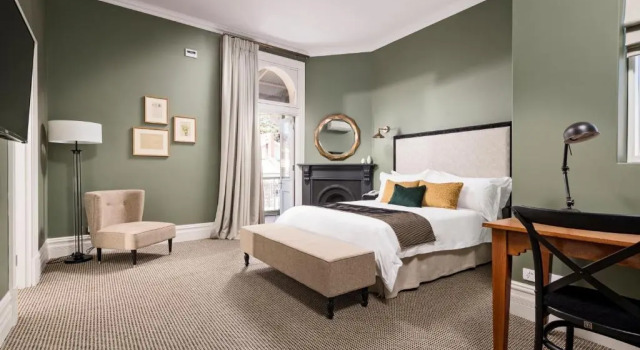 Двухместный номер Standard с балконом The National Hotel