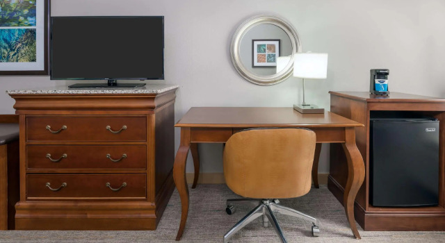 Двухместный номер Standard Hampton Inn Hartford Airport