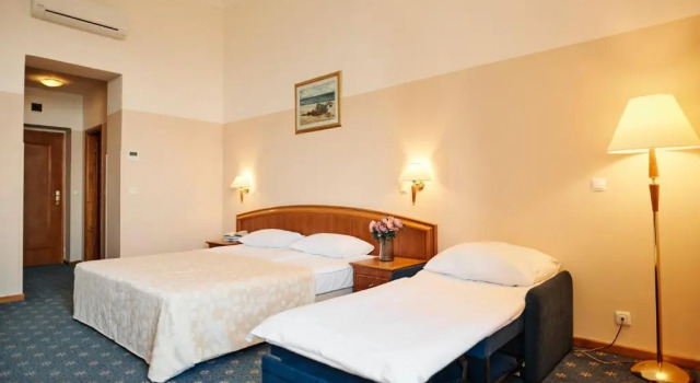 Семейный номер Standard с видом на море Hotel Lovran