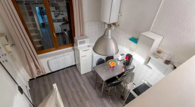 Appartement Pierre Scize sur la Saône, Rezerwuj Apartament Hotele w Rhône z parkingiem, Parking