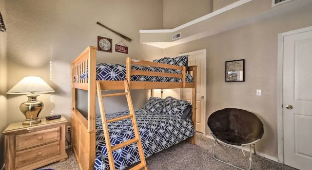 Lakefront Branson Getaway Near Marina & Fishing!, Забронировать Отель Бизнес-отели Table Rock Lake, 4* 5*