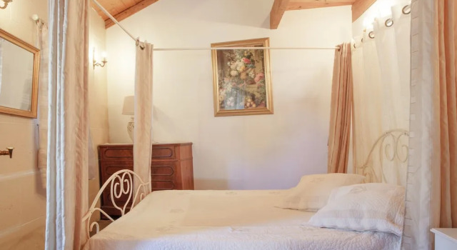 Chateau de Mauras, Book Hotel Hoteller i Rhône-Alps med parkering, Parkering