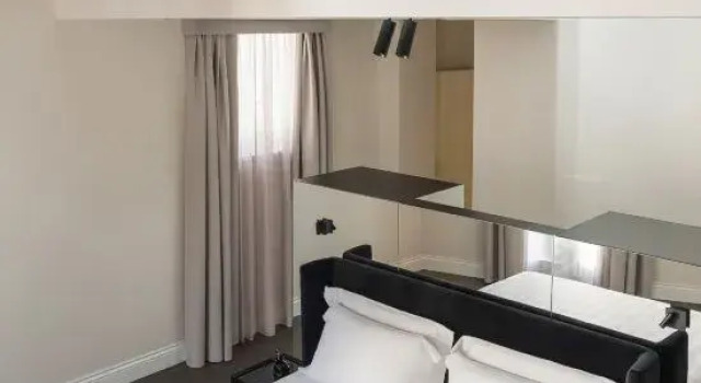 Suite with balcony Casa Guttmann